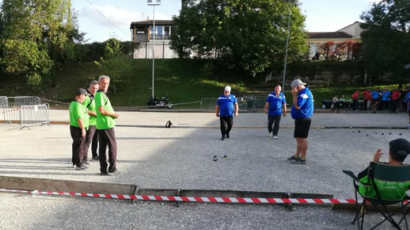 Où l'on apprend que le tir à la raspaille fait mal !