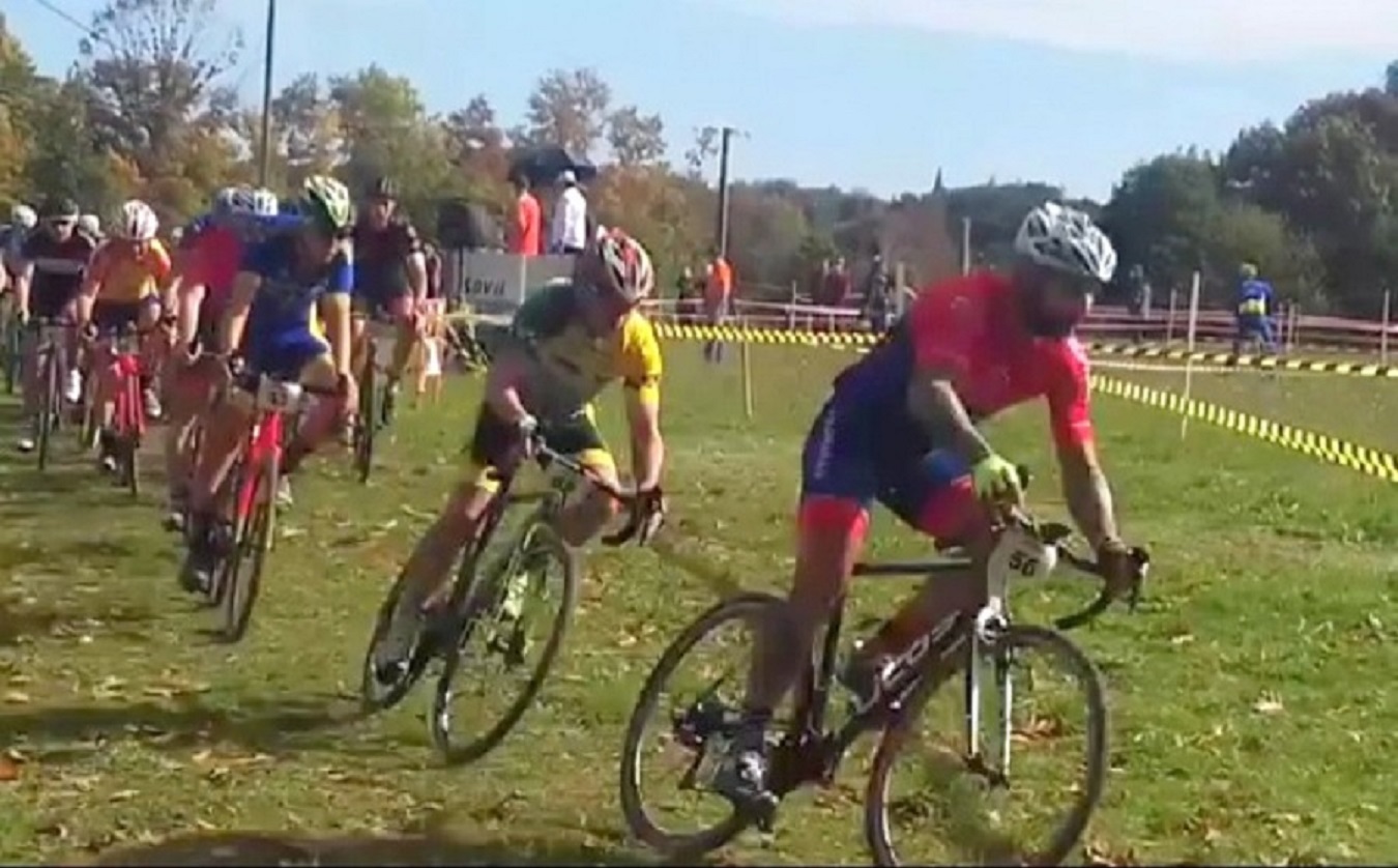 retour des épreuves de cyclo-cross crédit photo Arch LL