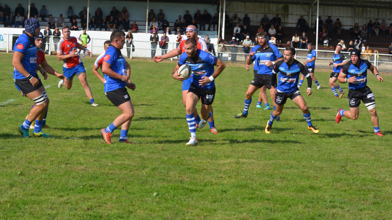 EAB XV tient sa première victoire