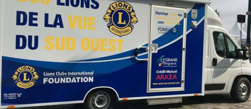 Le Lions Club de Maubourguet au service de la vue.