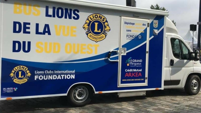 Le Lions Club de Maubourguet au service de la vue.