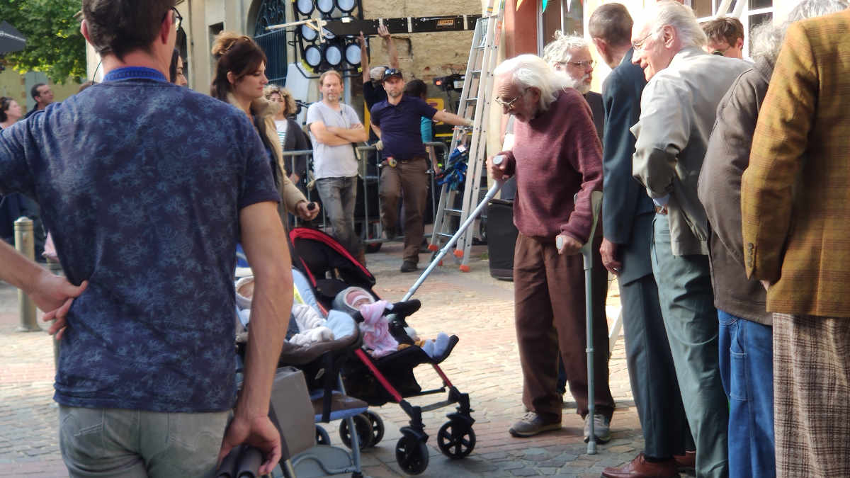 Une photo prise sur le tournage à Simorre mais qui ne vous donnera aucune indication sur le pitch du film ! - Photos Elisabeth Durand