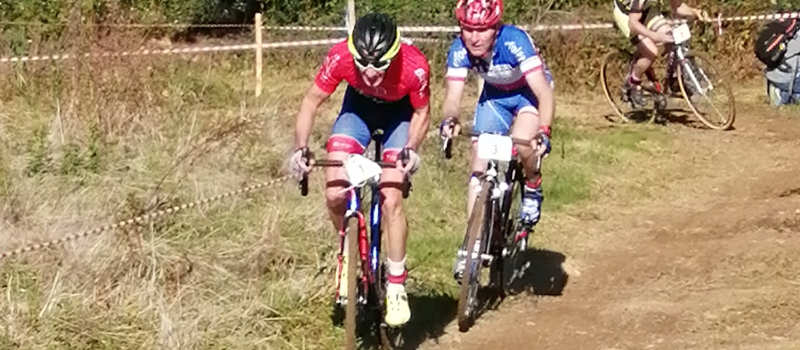 Cyclo-cross et VTT autour du terrain de la «balle ovale»