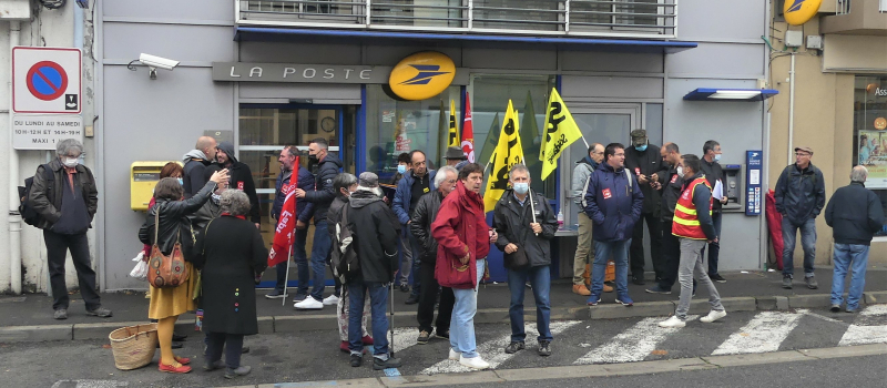 La poste !!! Non à la fermeture !!! du bureau d'Auch patte d'oie