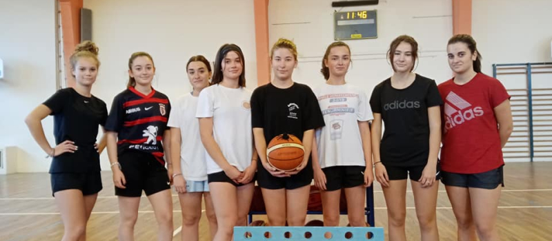 Pas de temps mort, pendant les vacances, les Jacquettes continuent à s'entraîner