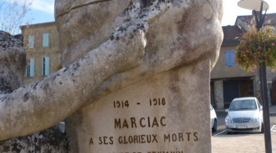 marciac monument aux morts.JPG