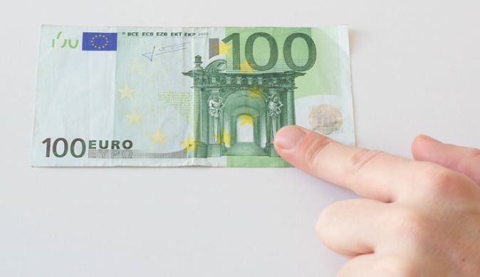 100€.JPG