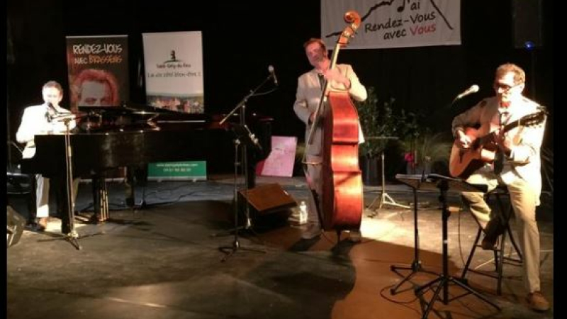 Myosotis trio  et Brassens