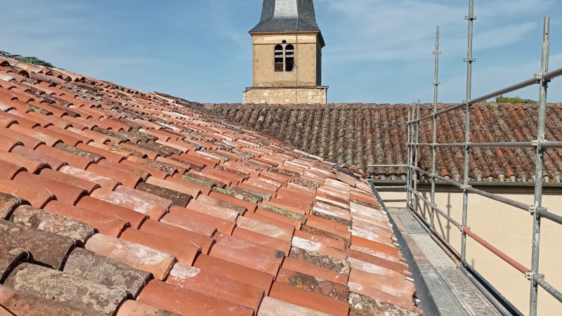 La toiture de la collégiale restaurée