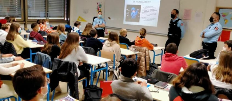 La gendarmerie va à la rencontre de la jeunesse