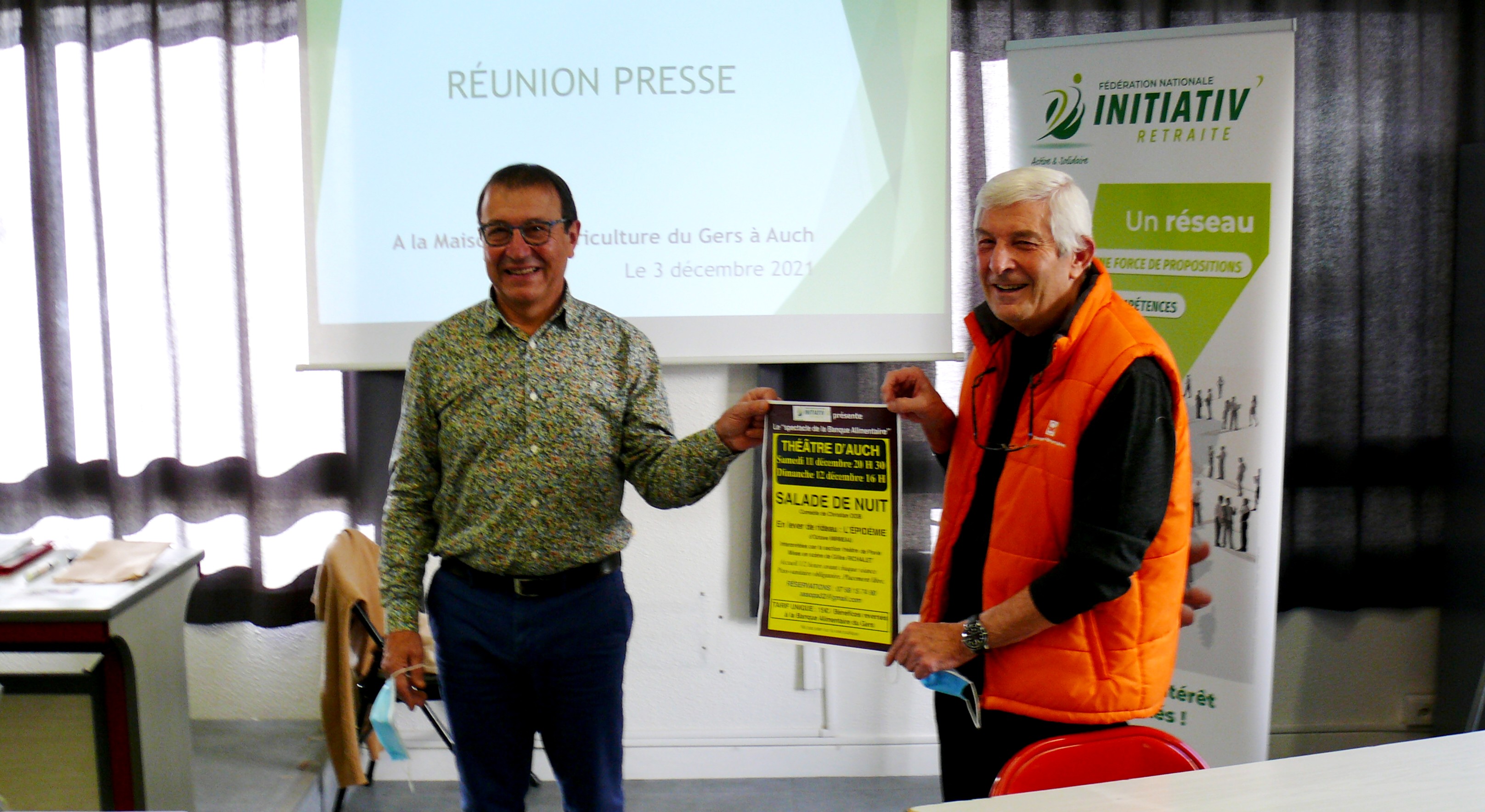 Alain Dispan et Pierre Buffo présentent l'affiche.