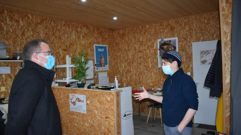 Renaud Lagrave visite l’entreprise Nath and Co Poissonnerie