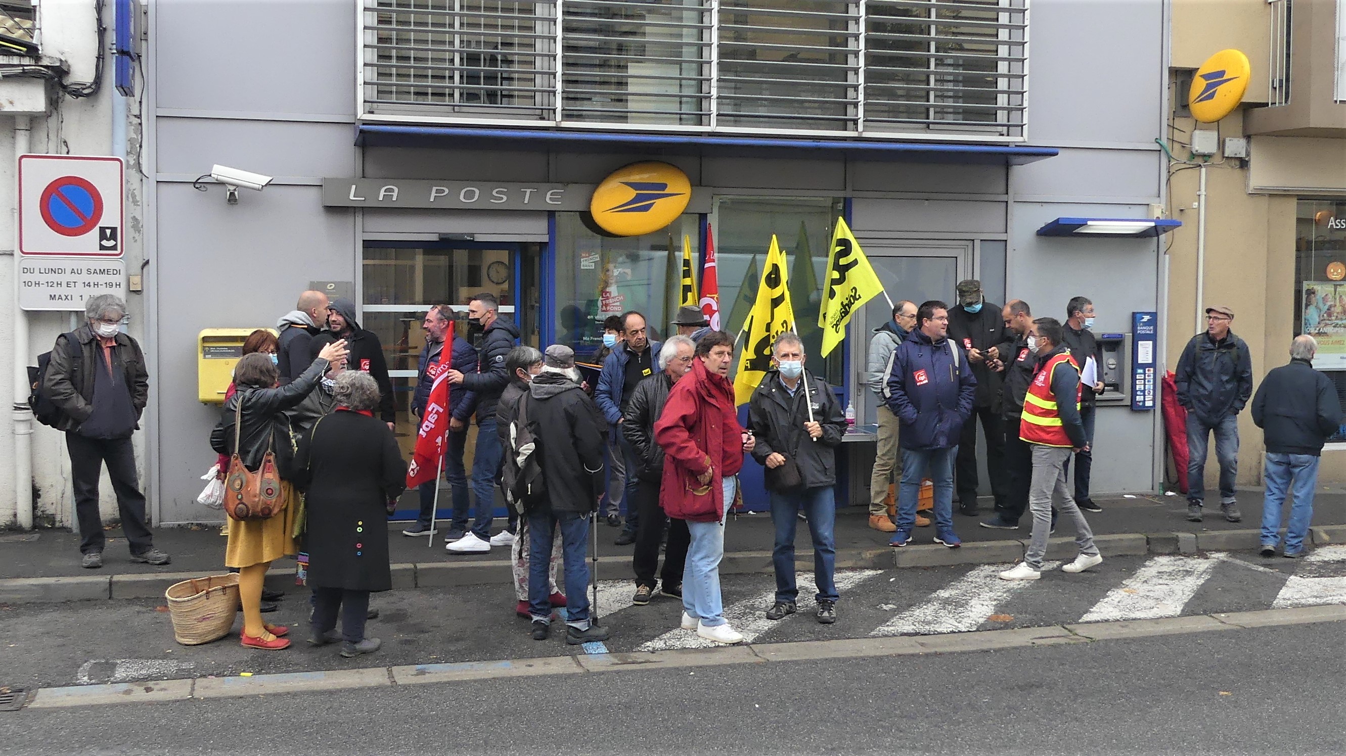 la poste patte d oie.jpg