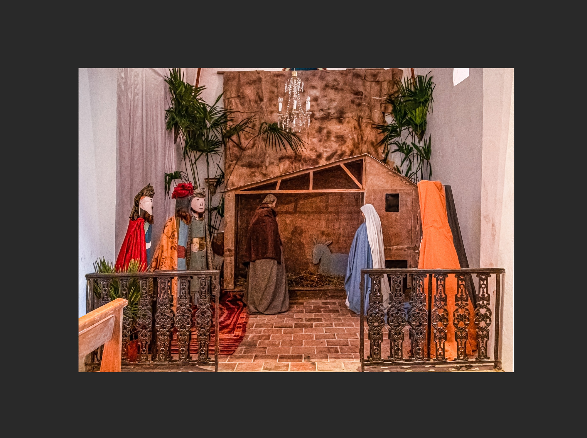 0 La crèche de l'église Saint-Martin 1bis 161221.jpg