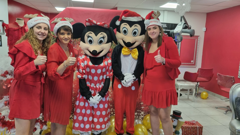 Mickey et Minnie chez Mimi pour Noël !