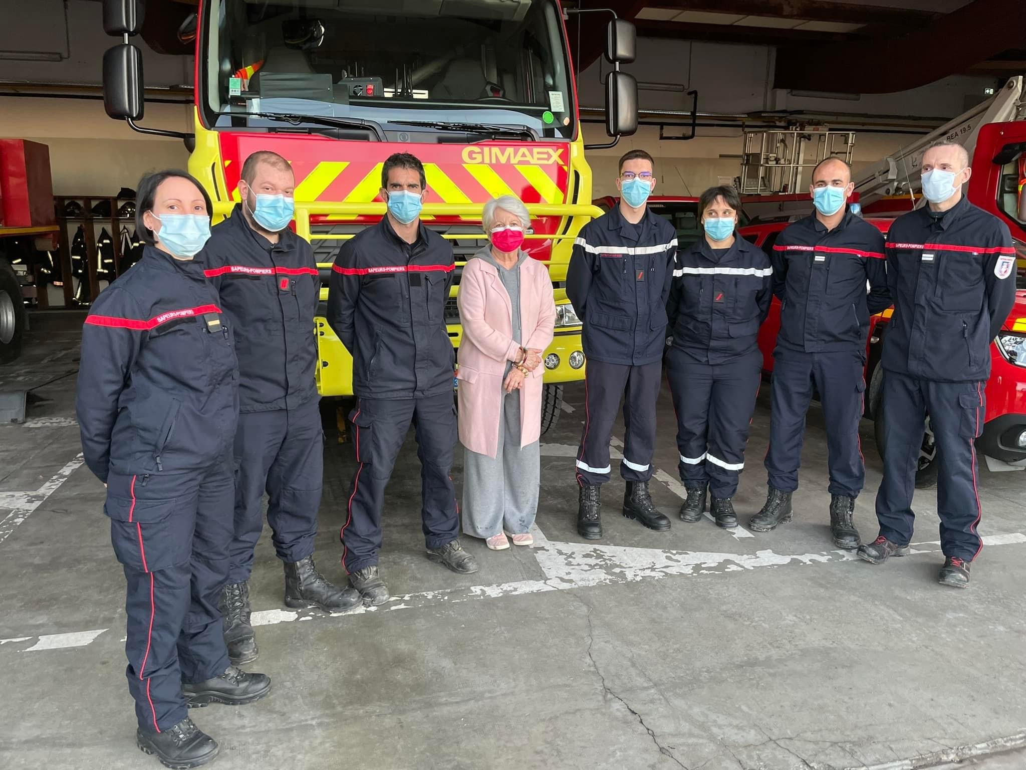 Les pompiers fiers de recevoir dans leur nouvelle caserne