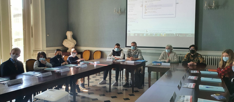 Première réunion  plénière du Conseil Municipal des jeunes