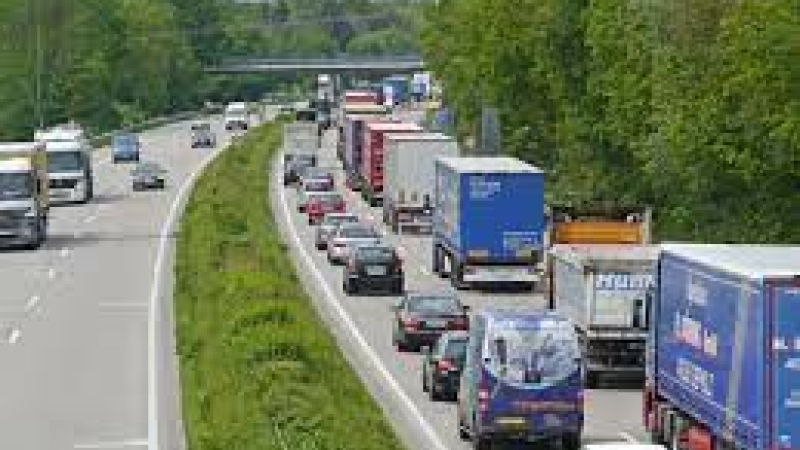 Sécurité routière : le nombre de morts sous la barre des 3 000 en 2021