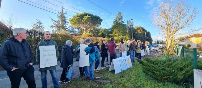 Les éleveurs de volailles en plein air bio dénoncent un scandale