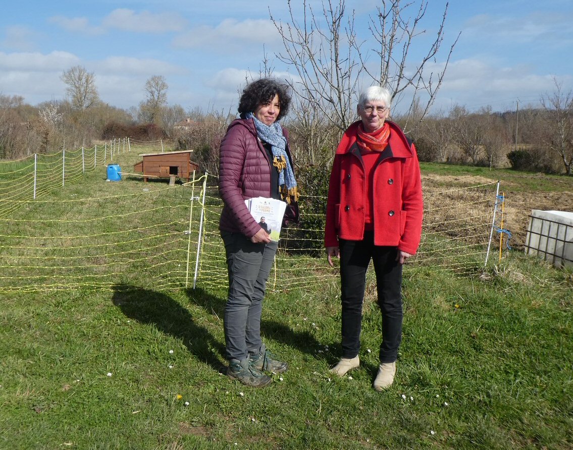 Deborah Weiss et Sylvie Colas , les deux  piliers de la manifestation pour le Gers P1060608 (Copier).JPG