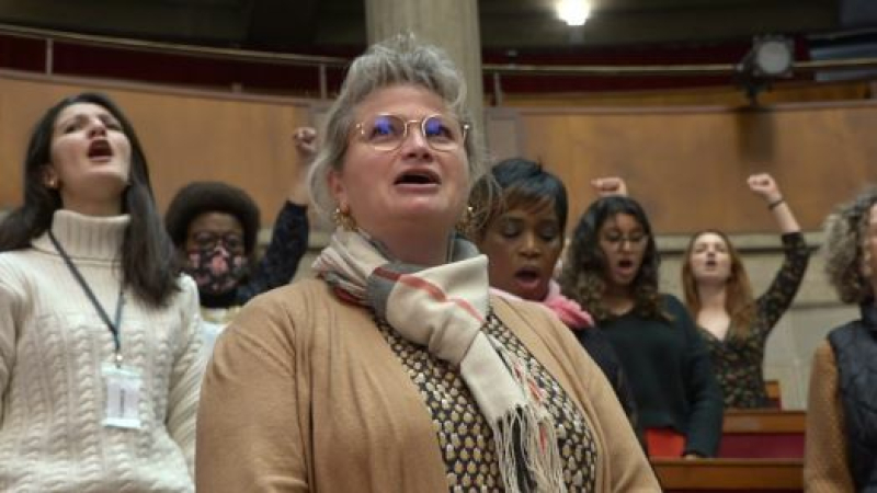 "Debout les Femmes" met en lumière les métiers du lien