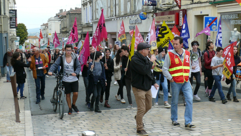 Journée de grève le 17 mars, place de la Libération à 10 h 30