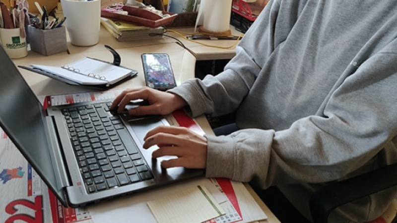 Nous recherchons des correspondants