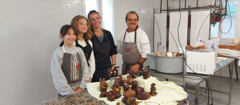 Un atelier chocolat pour fabriquer  ses sujets de Pâques !