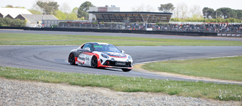 Coupes de Pâques à Nogaro : le pilote Thomas Drouet de Bétous à l'honneur