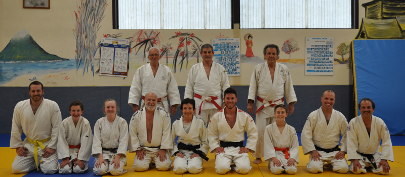 Des maîtres du judo au dojo de Vic