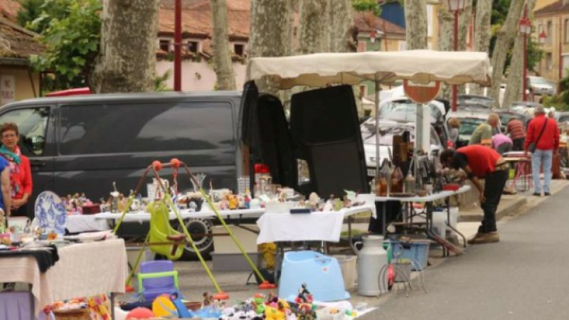 Vide greniers : en veux tu, en voilà