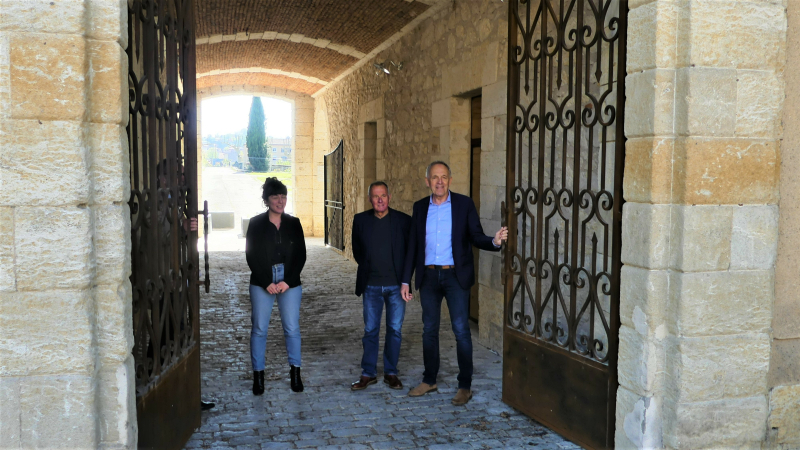Ouverture de la caserne Espagne avec à terme 2 hectares rendus à la nature