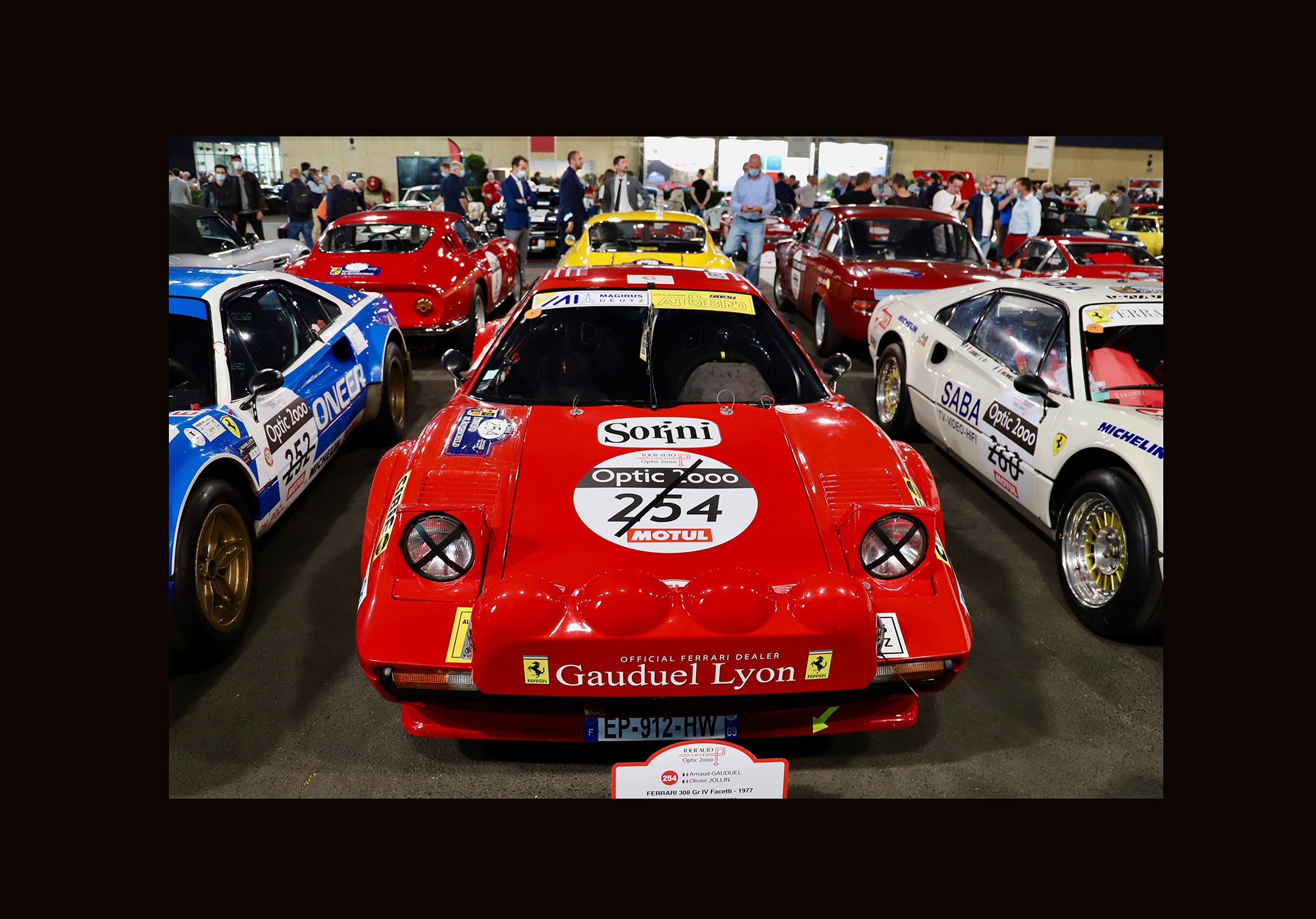 Ferrari-308-GrIV-Facetti-exposition-Tour-Auto-2021-photo-Ludo-Ferrari.jpg