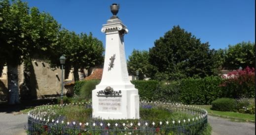 Monument aux morts 1.JPG