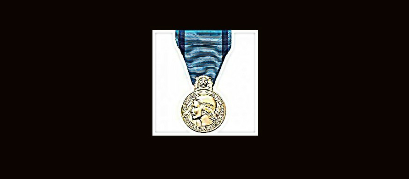 2 Laujuzanais reçoivent la médaille jeunesse, sports et engagement associatif
