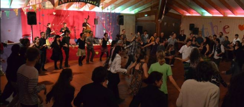 Bal Trad à l'école Bladé