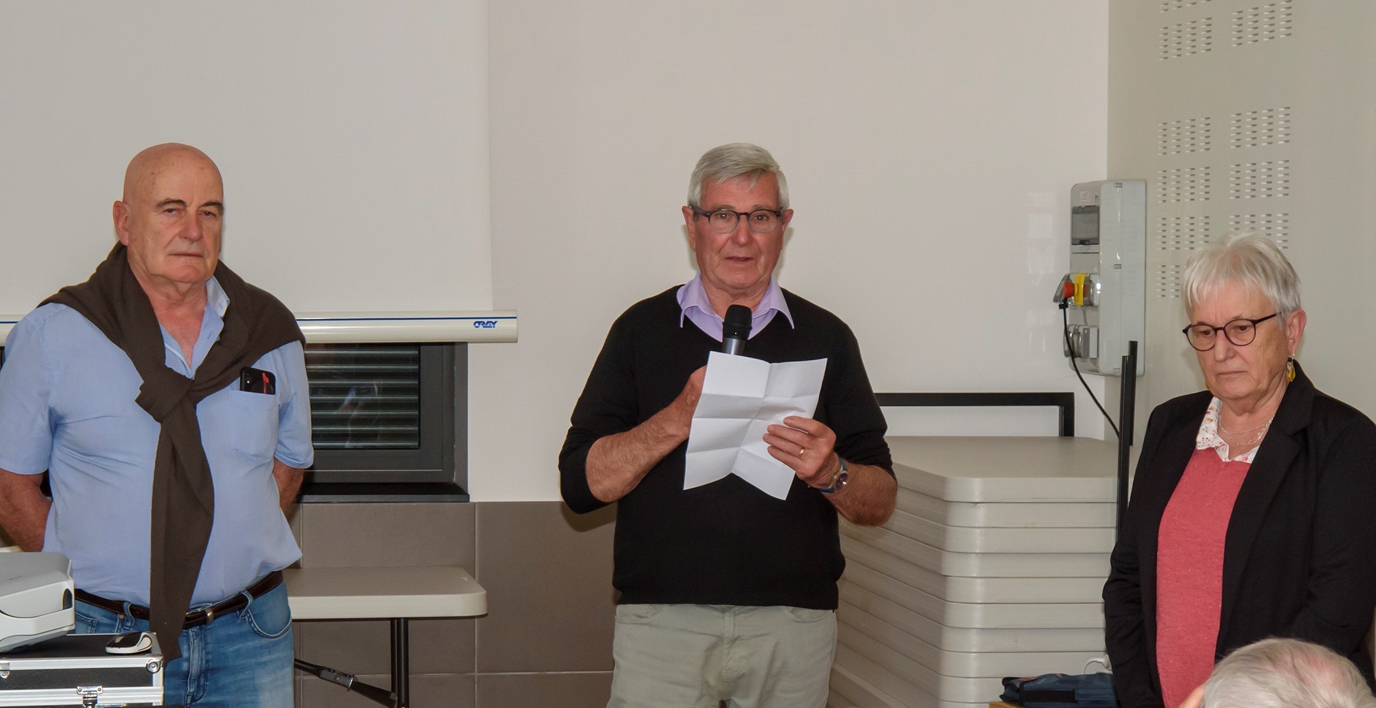 Emile Navarro rélisateur Joseph Lafforgue président de La FNACA Denise Artagnan présidente d'ACTA (2).jpg