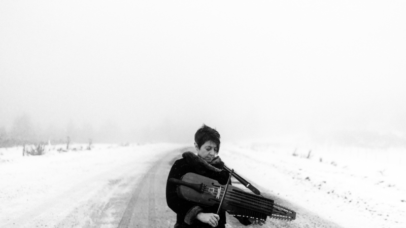 A l'Espace Tribuche : univers, cosmos, un mélange musical proposé en concert solo par Ingrid Obled.