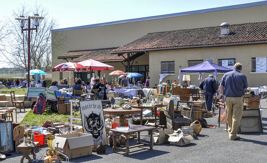acta vide grenier.jpg