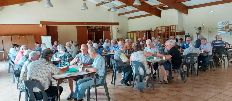 Beau succès pour le tournoi de belote interclubs organisé par le club vicois "Heures d'amitié des aînés"