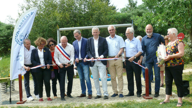 Rénovation de la salle polyvalente et inauguration de l'aire de jeu
