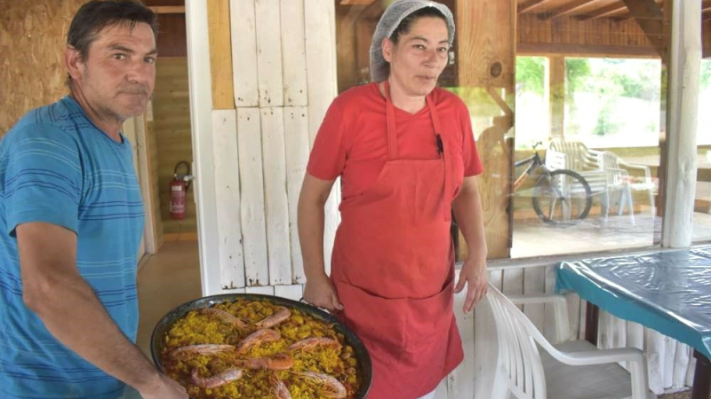 Eva a ouvert le restaurant du lac