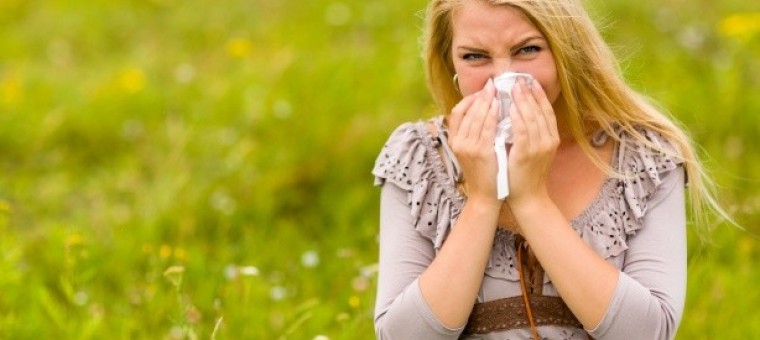 allergies pollens mouchoir eternue.jpg