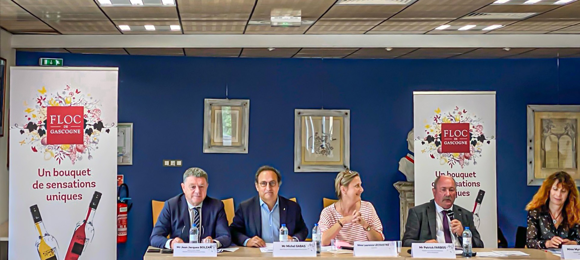 DR1 Floc la tribune Jacques Bolzan Michel Gabas Laurence lecoustre Patrick Farbos Myriam Darzacq 1bis 130522.jpg