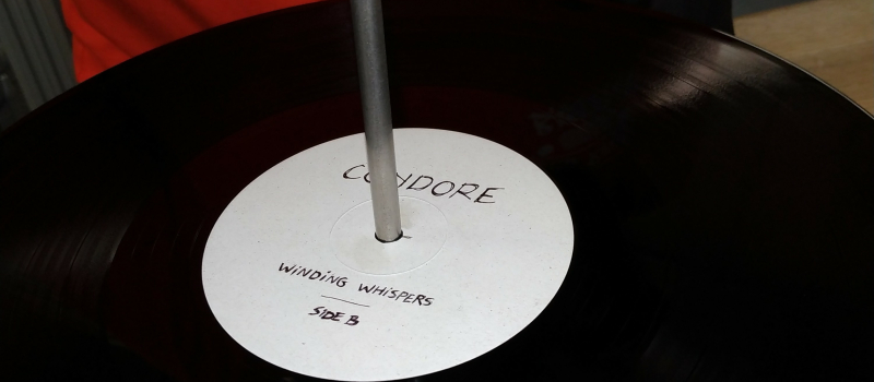 Une musique particulière sur la presse de Garcia Vinyle.