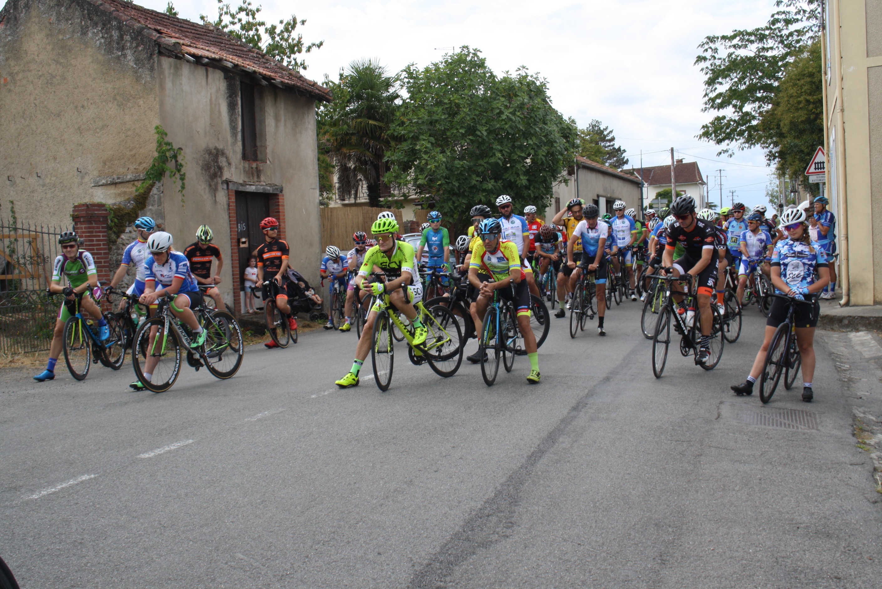Le prix cycliste des fêtes remporte chaque année un brillant succès. crédit Ph Arch Lionel Lemaire