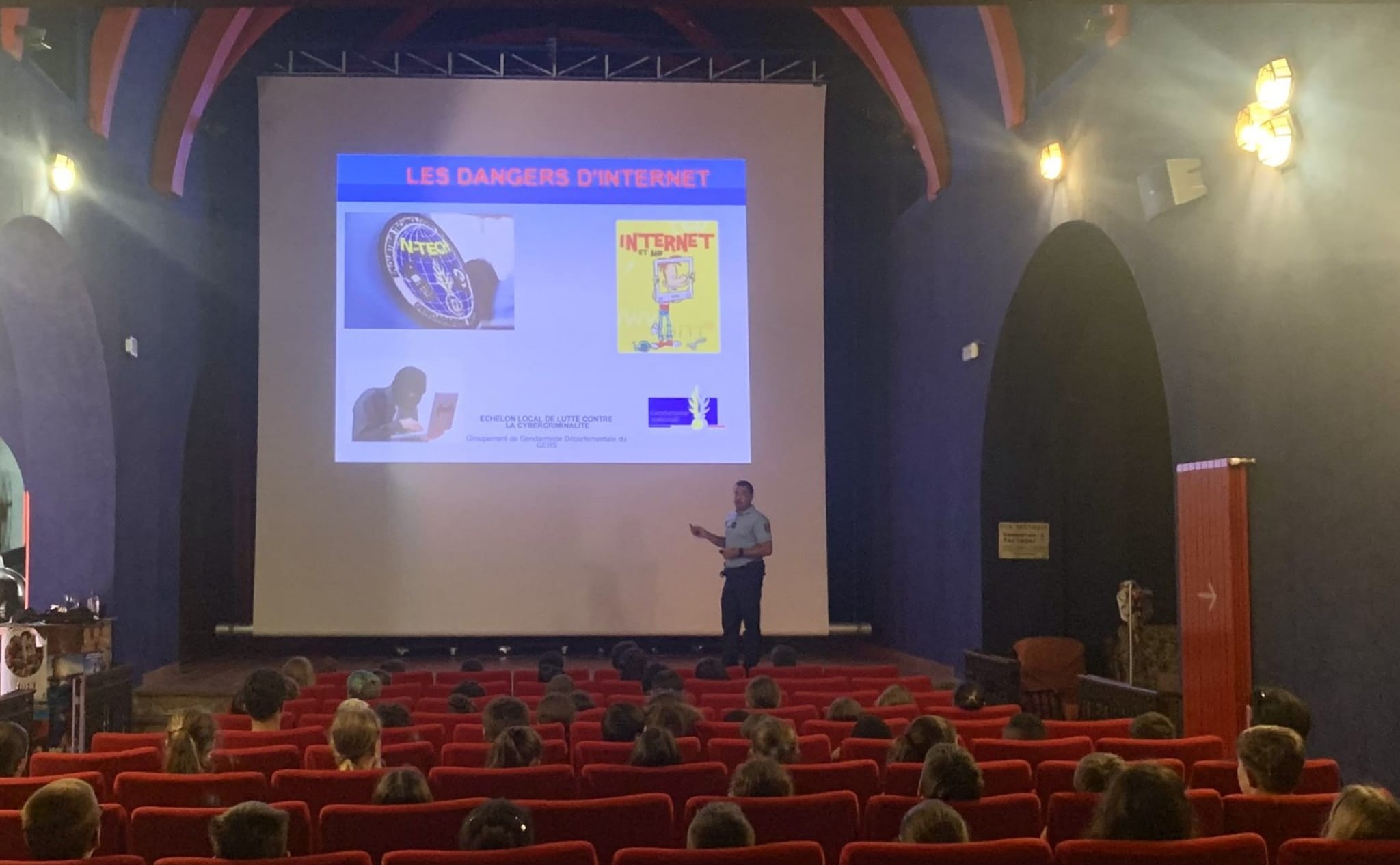 photo gendarmerie gers