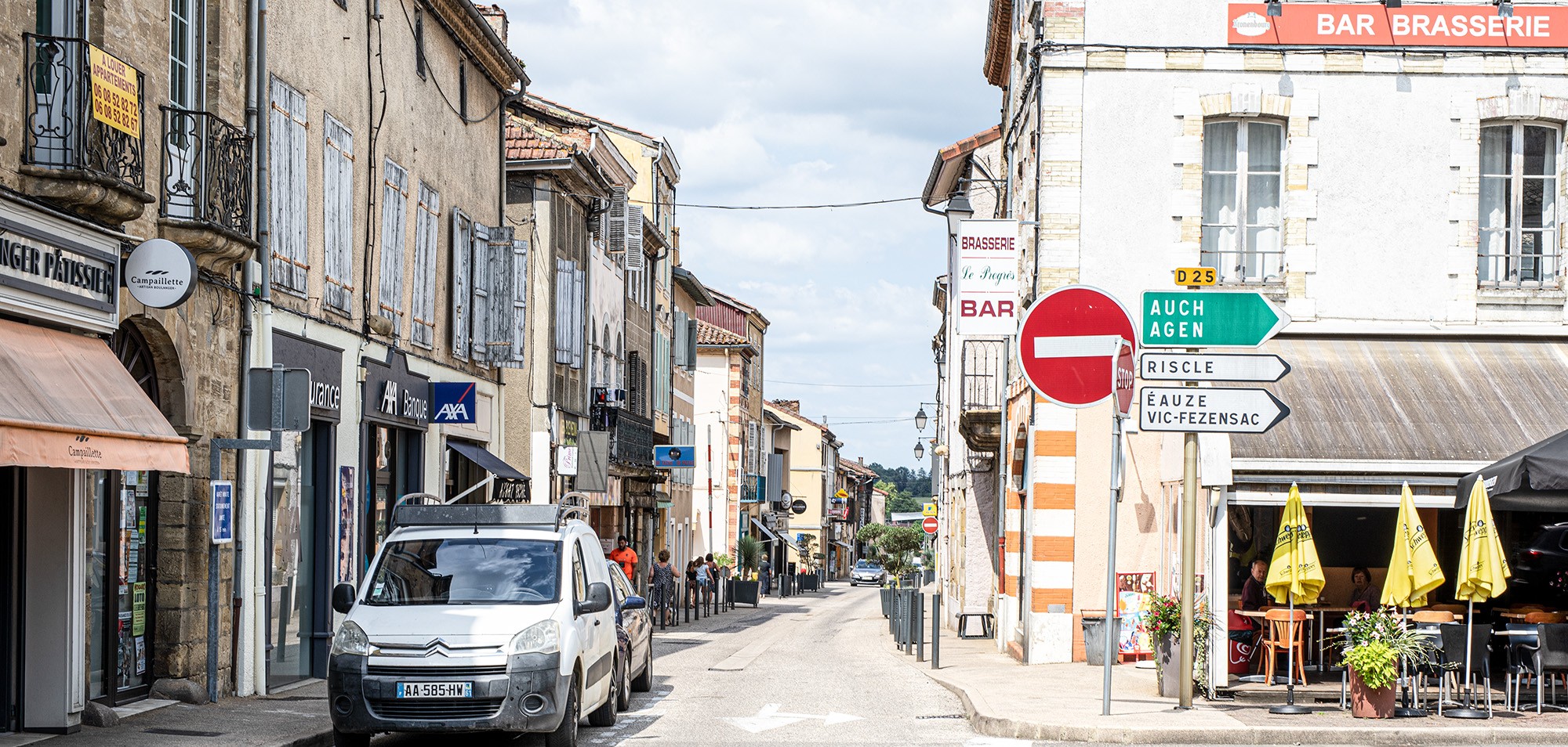0 Extension du marché à partir du Progrès à Nogaro1bis 290622.jpg