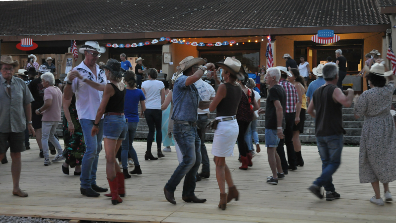 Le festival de country a démarré sur des chapeaux de roue !