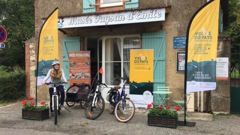 Des VELOS au MUSEE PAYSAN D’EMILE à SIMORRE !